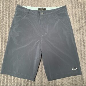 Oakley Shorts Mens XL / TG Gray 9.5” Inseam Golf Lightweight Breathable